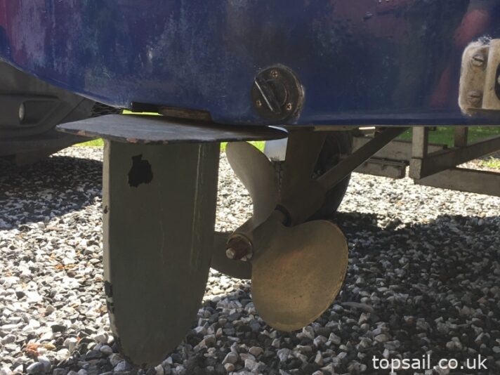 1970’s Classic Ray Wright Delta Speedboat & Trailer