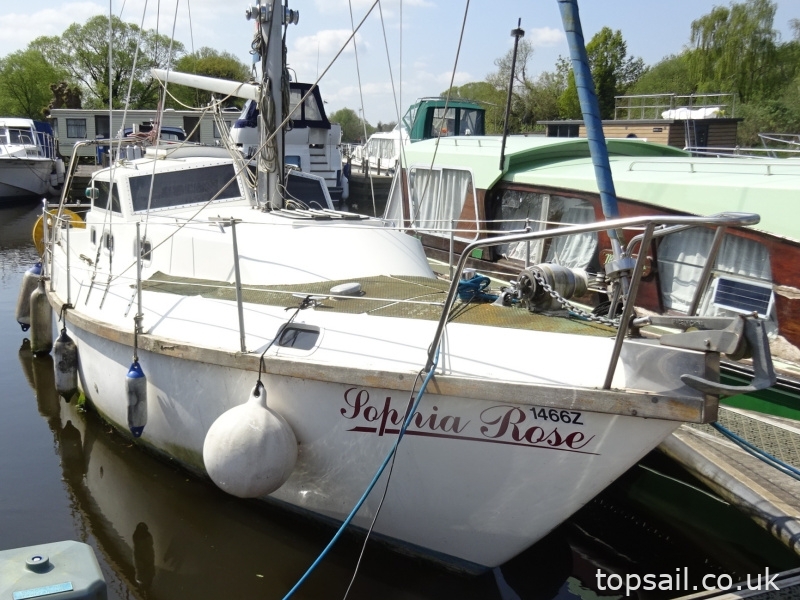 2006 Bruce Roberts 25 Adventurer Pilothouse