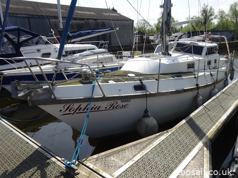 2006 Bruce Roberts 25 Adventurer Pilothouse