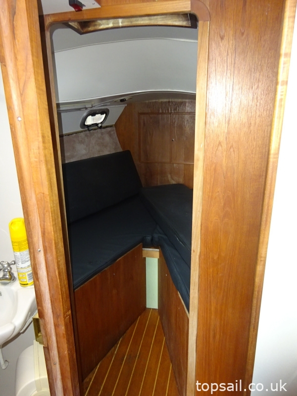 2006 Bruce Roberts 25 Adventurer Pilothouse
