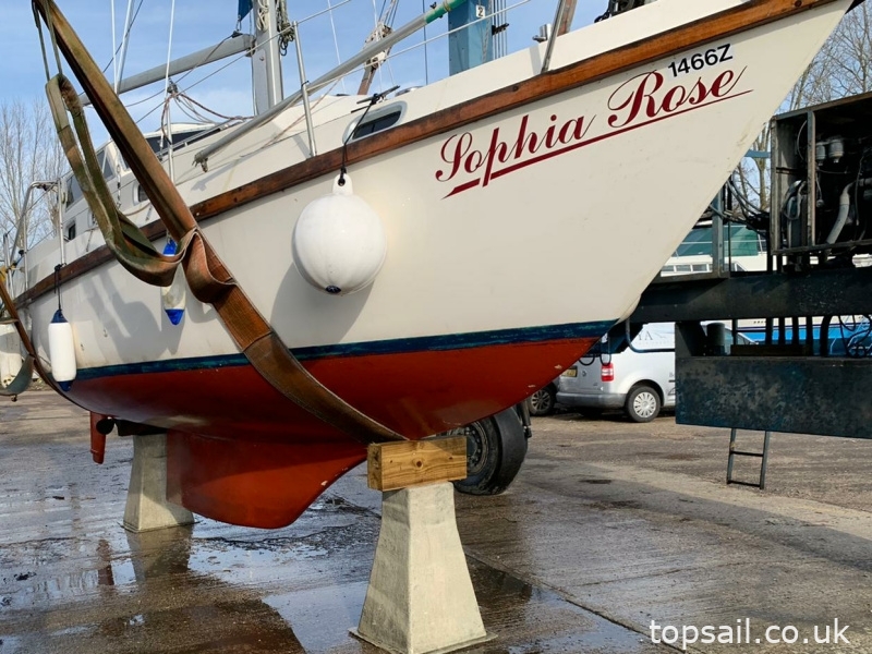 2006 Bruce Roberts 25 Adventurer Pilothouse