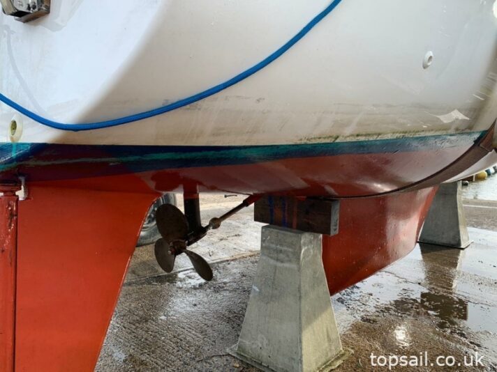 2006 Bruce Roberts 25 Adventurer Pilothouse