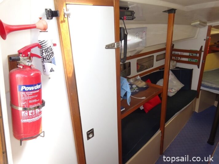 1989 Pegasus 800 (Wing Keel, Separate Heads Compartment!)