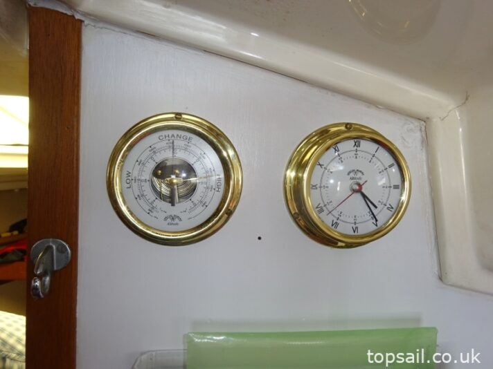 1989 Pegasus 800 (Wing Keel, Separate Heads Compartment!)