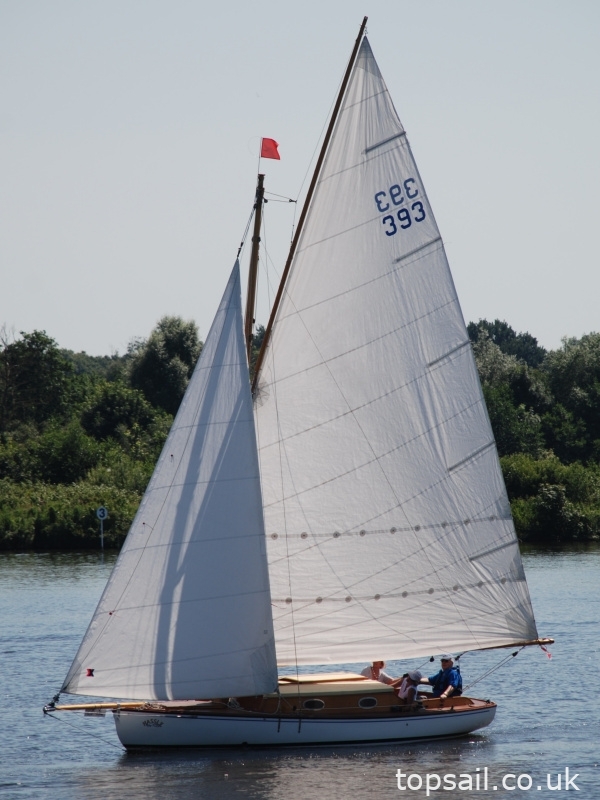 2006 Farrington 25 RCC (GRP Hull)