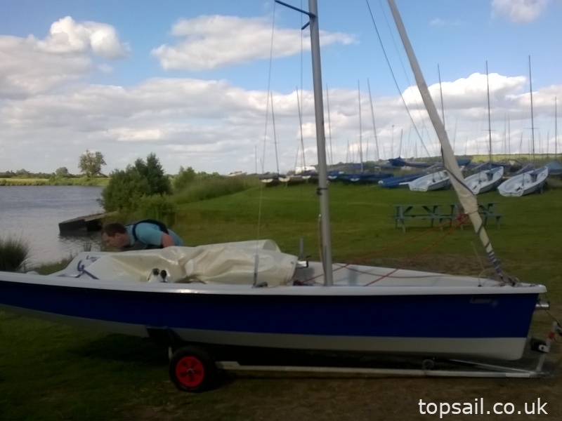 2005 Laser 2000 & Trailer