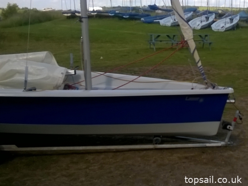 2005 Laser 2000 & Trailer
