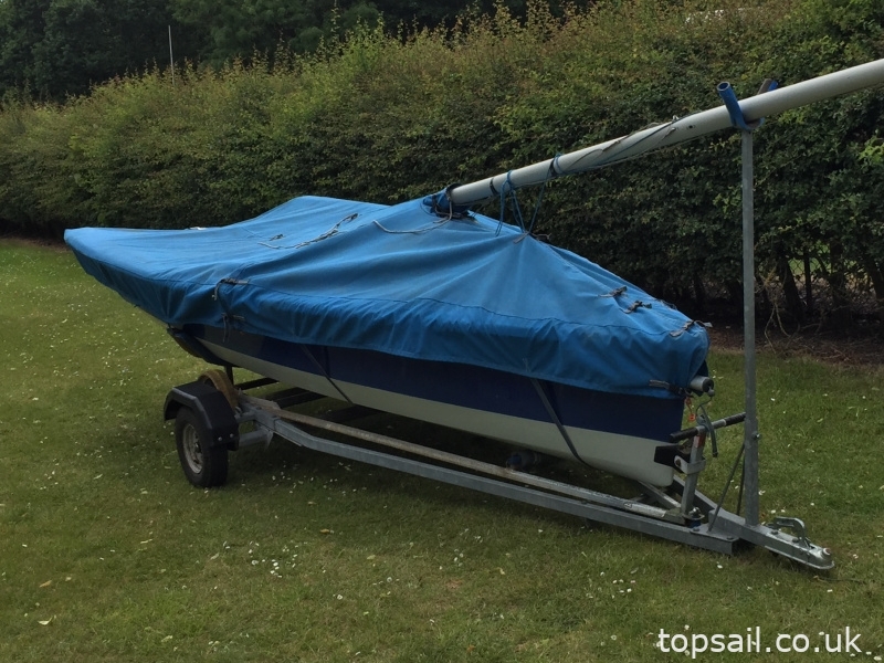 2005 Laser 2000 & Trailer