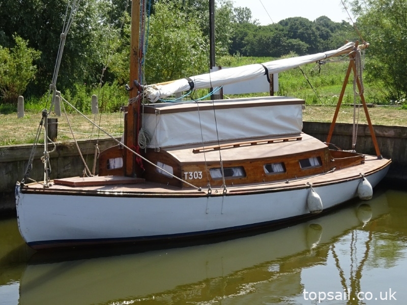 1934 Chumley & Hawke Ranger Class Sailing Cruiser