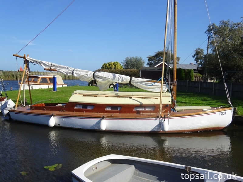1934 Chumley & Hawke Ranger Class Sailing Cruiser
