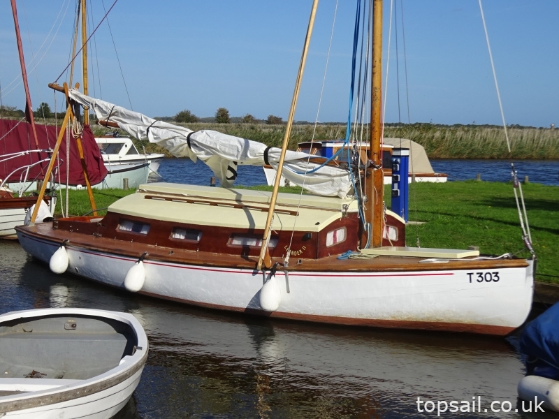 1934 Chumley & Hawke Ranger Class Sailing Cruiser