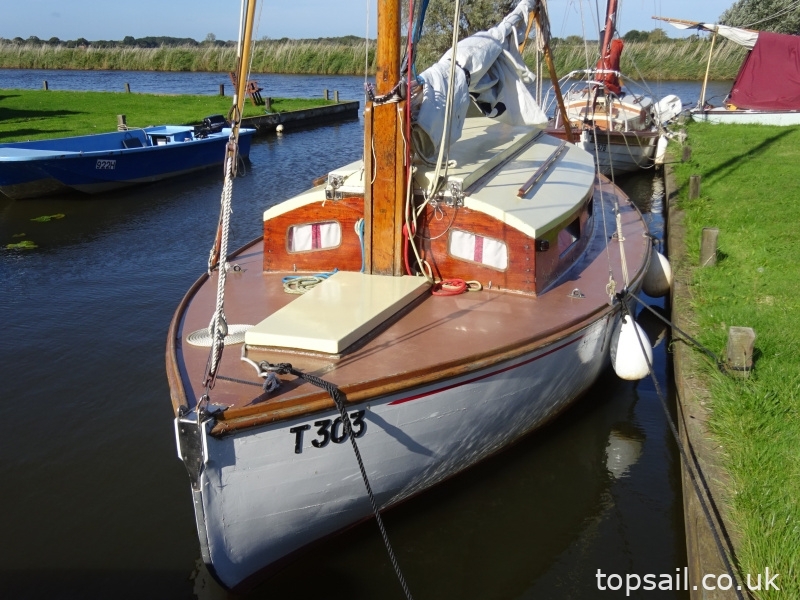 1934 Chumley & Hawke Ranger Class Sailing Cruiser