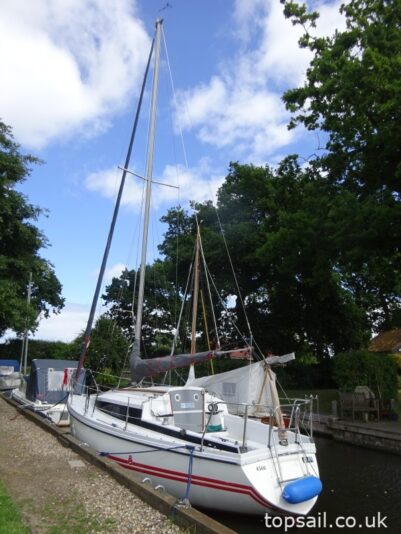 1983 Pegasus 800 (Lifting Keel)
