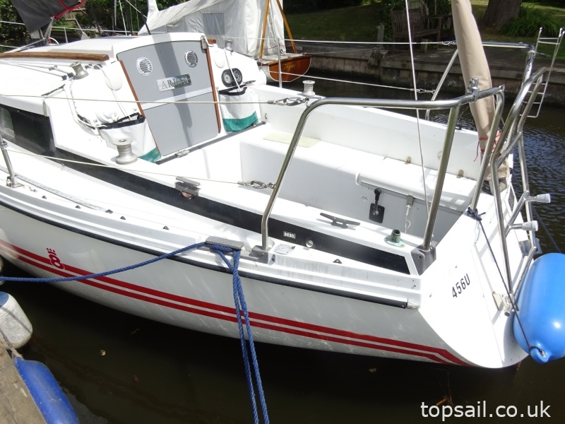 1983 Pegasus 800 (Lifting Keel)