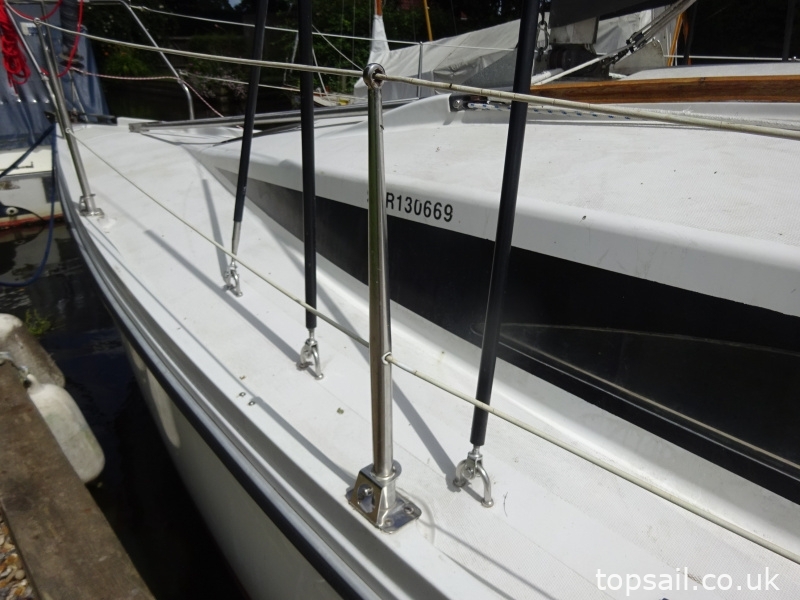 1983 Pegasus 800 (Lifting Keel)