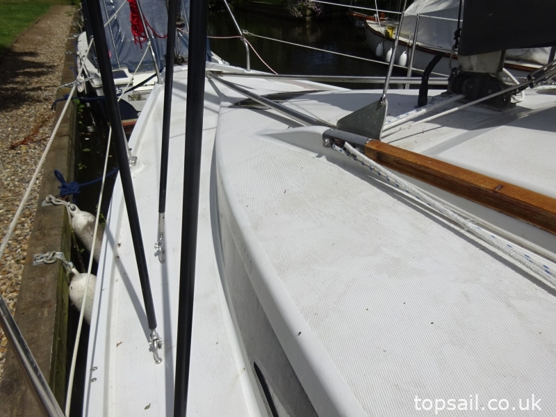 1983 Pegasus 800 (Lifting Keel)