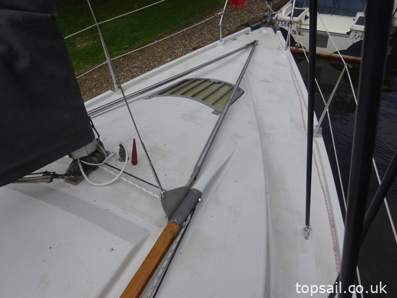 1983 Pegasus 800 (Lifting Keel)