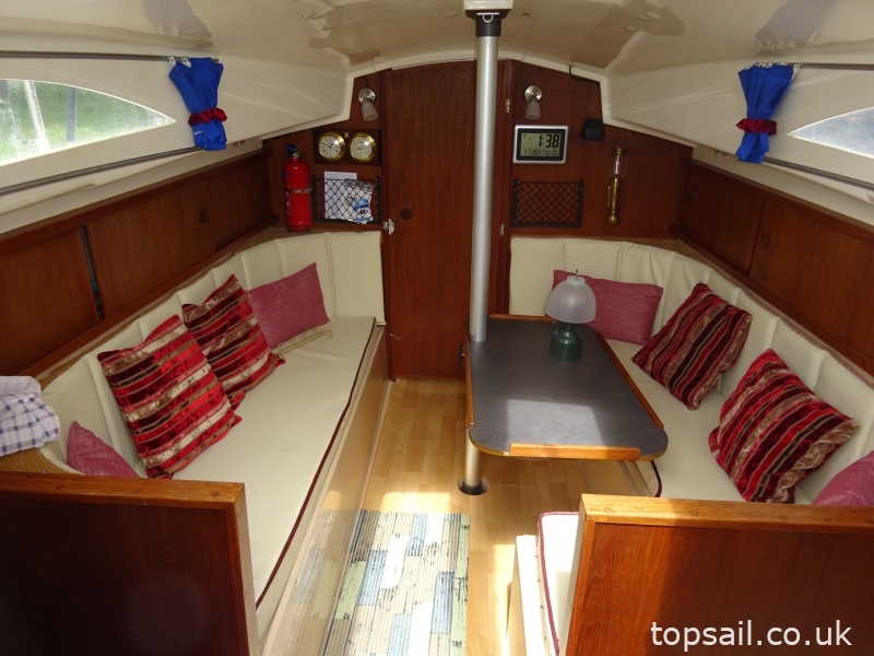 1983 Pegasus 800 (Lifting Keel)