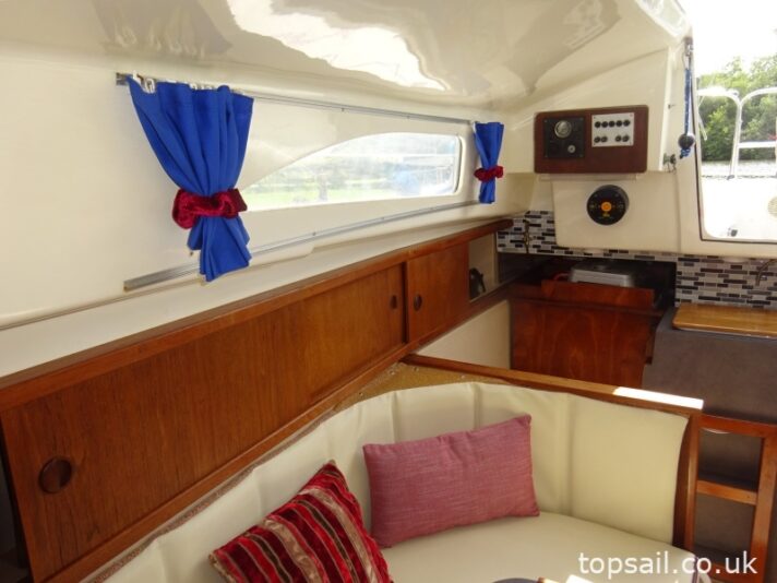 1983 Pegasus 800 (Lifting Keel)