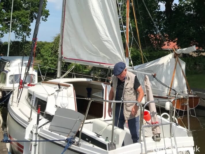 1983 Pegasus 800 (Lifting Keel)