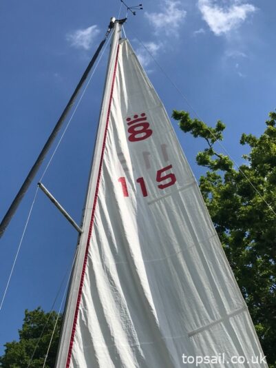 1983 Pegasus 800 (Lifting Keel)