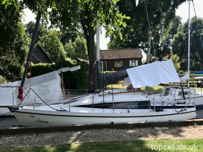 1983 Pegasus 800 (Lifting Keel)