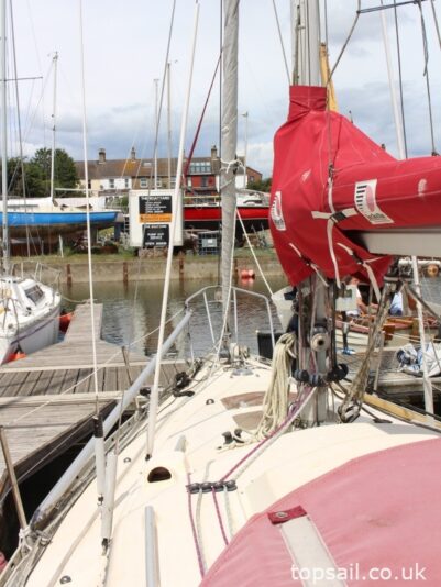 1982 Achilles 9 metre
