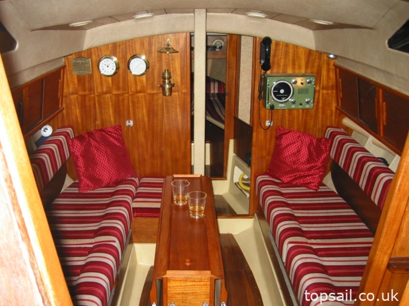 1982 Achilles 9 metre