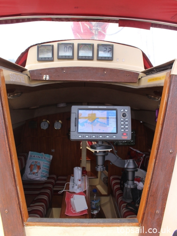 1982 Achilles 9 metre