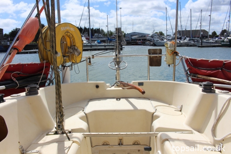 1982 Achilles 9 metre