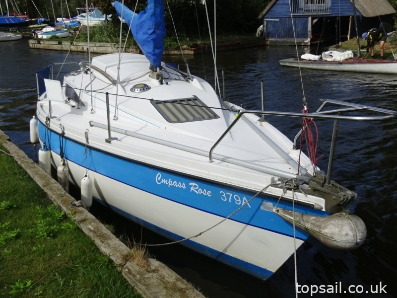 1979 Pegasus 700 (Separate Heads Compartment!)