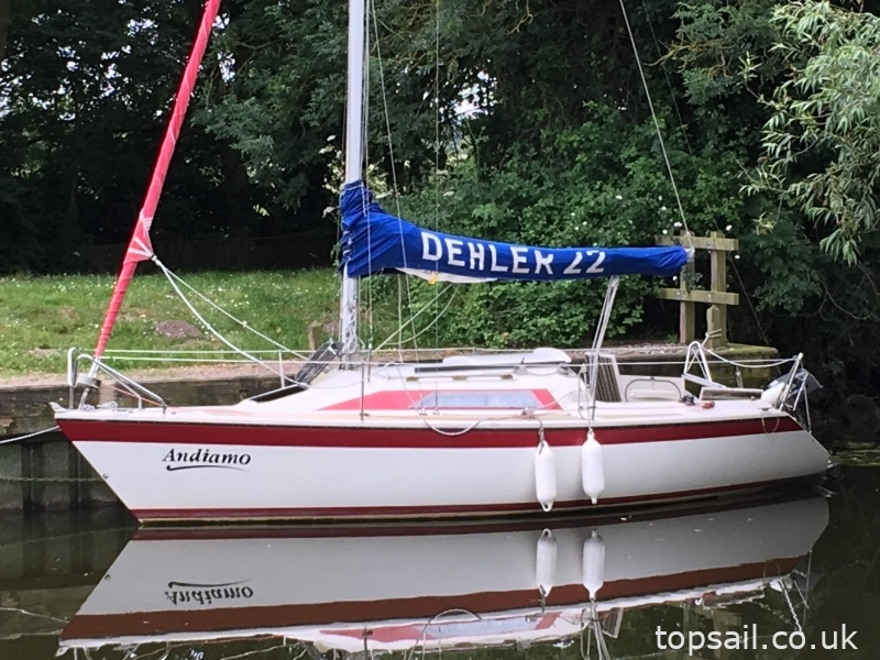 1985 Dehler 22 Trailer