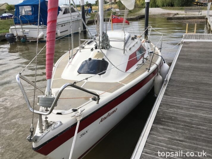 1985 Dehler 22 Trailer
