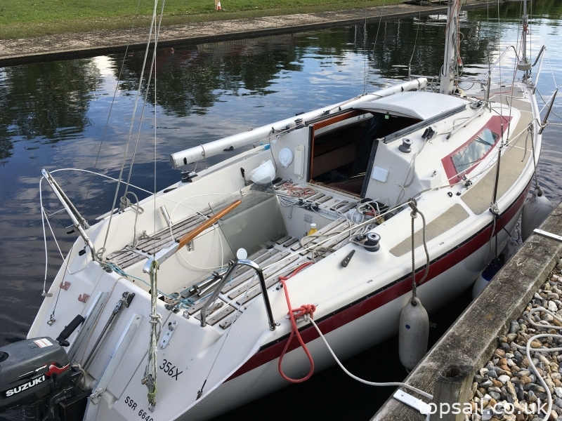 1985 Dehler 22 Trailer