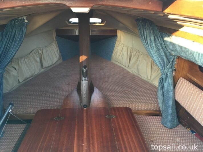 1985 Dehler 22 Trailer