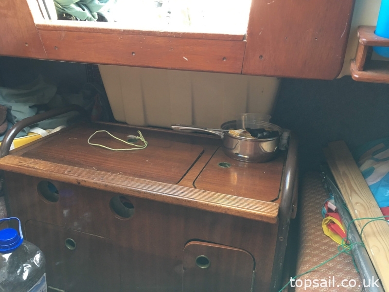 1985 Dehler 22 Trailer