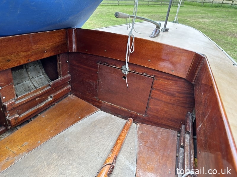 1925 Broads One Design (BOD, Brown Boat) & Trailer