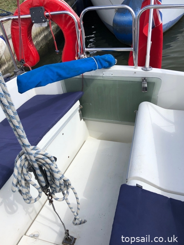 1989 Pegasus 700 (Wing Keel, Diesel Inboard)