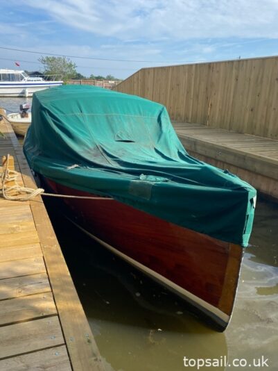Classic River Launch/Dayboat
