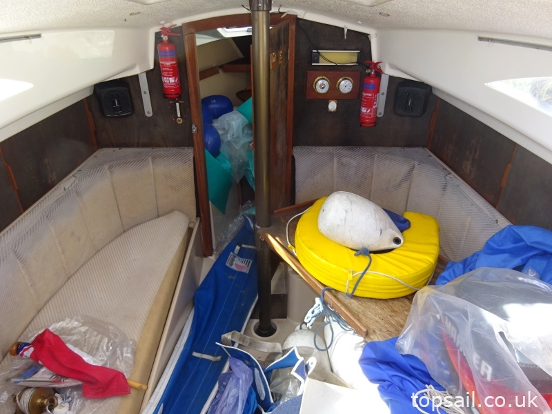 1987 Pegasus 700 (Shallow Fin)