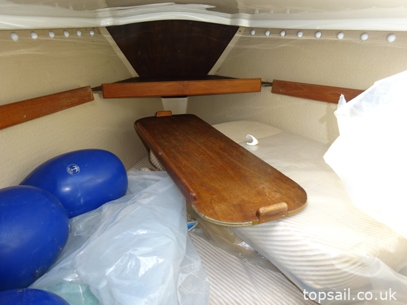 1987 Pegasus 700 (Shallow Fin)