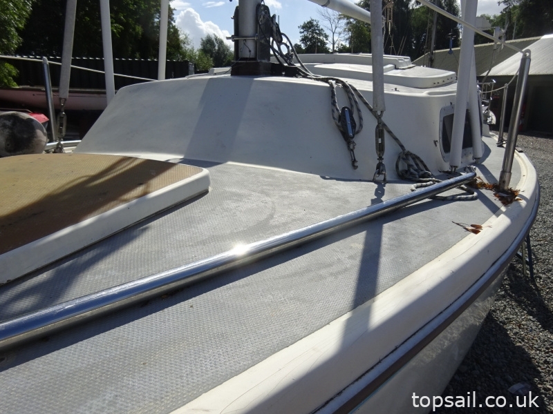 1986 Jaguar 22 / Catalina 22 / Alacrity 22/670