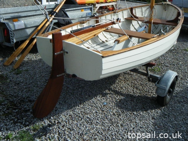 Twinkle 10 Clinker Gunter Rigged Dinghy & Trailer