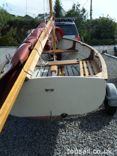 Twinkle 10 Clinker Gunter Rigged Dinghy & Trailer