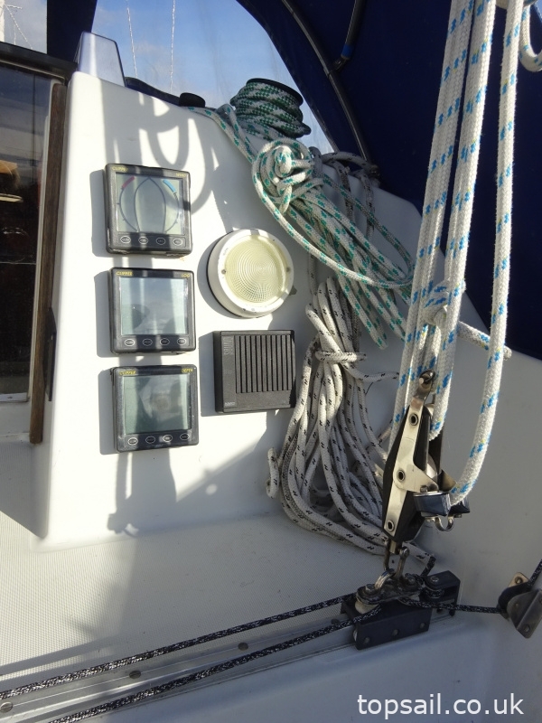 1987 Beneteau First 29 (Lifting Keel)
