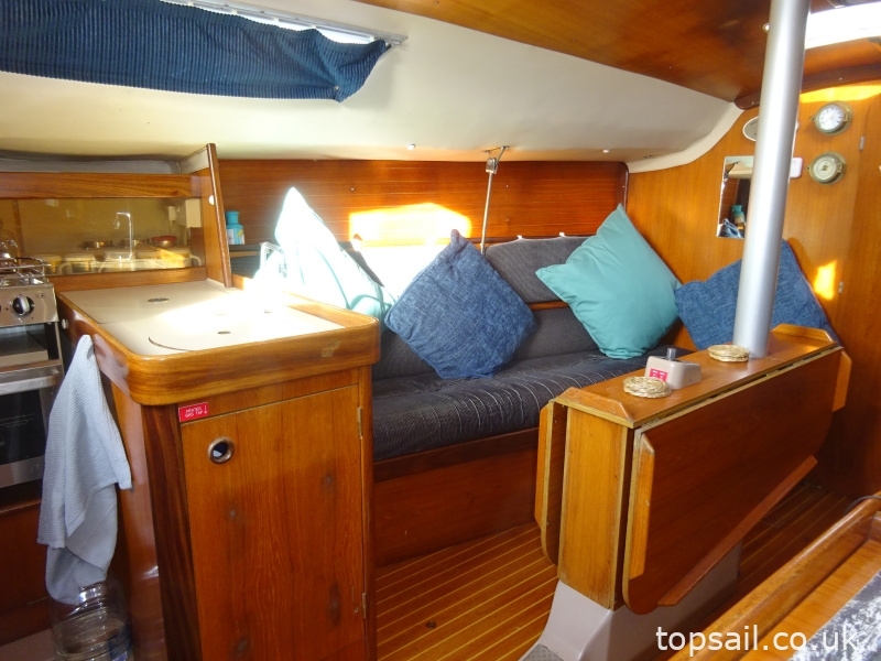 1987 Beneteau First 29 (Lifting Keel)