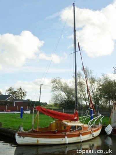 1957 Easticks Stock 21 Sailing Cruiser