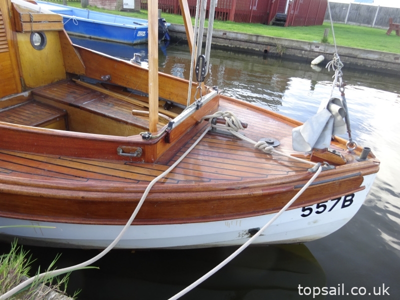 1957 Easticks Stock 21 Sailing Cruiser