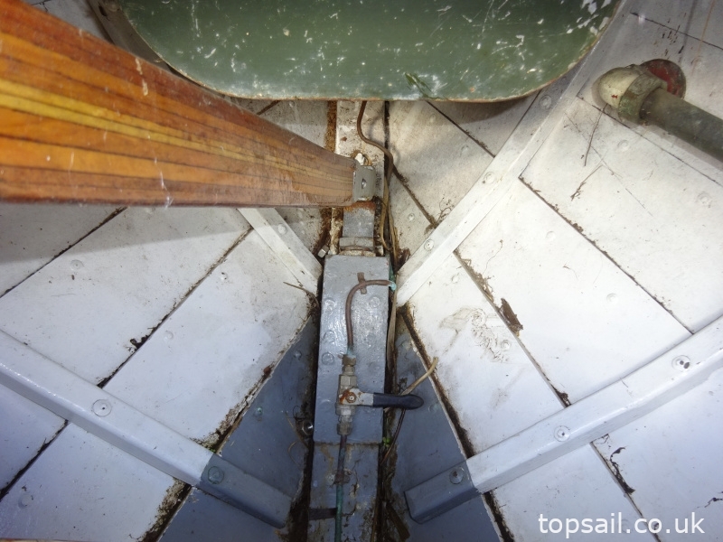 1957 Easticks Stock 21 Sailing Cruiser