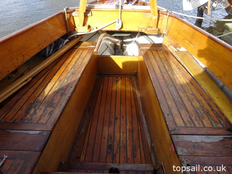 1957 Easticks Stock 21 Sailing Cruiser